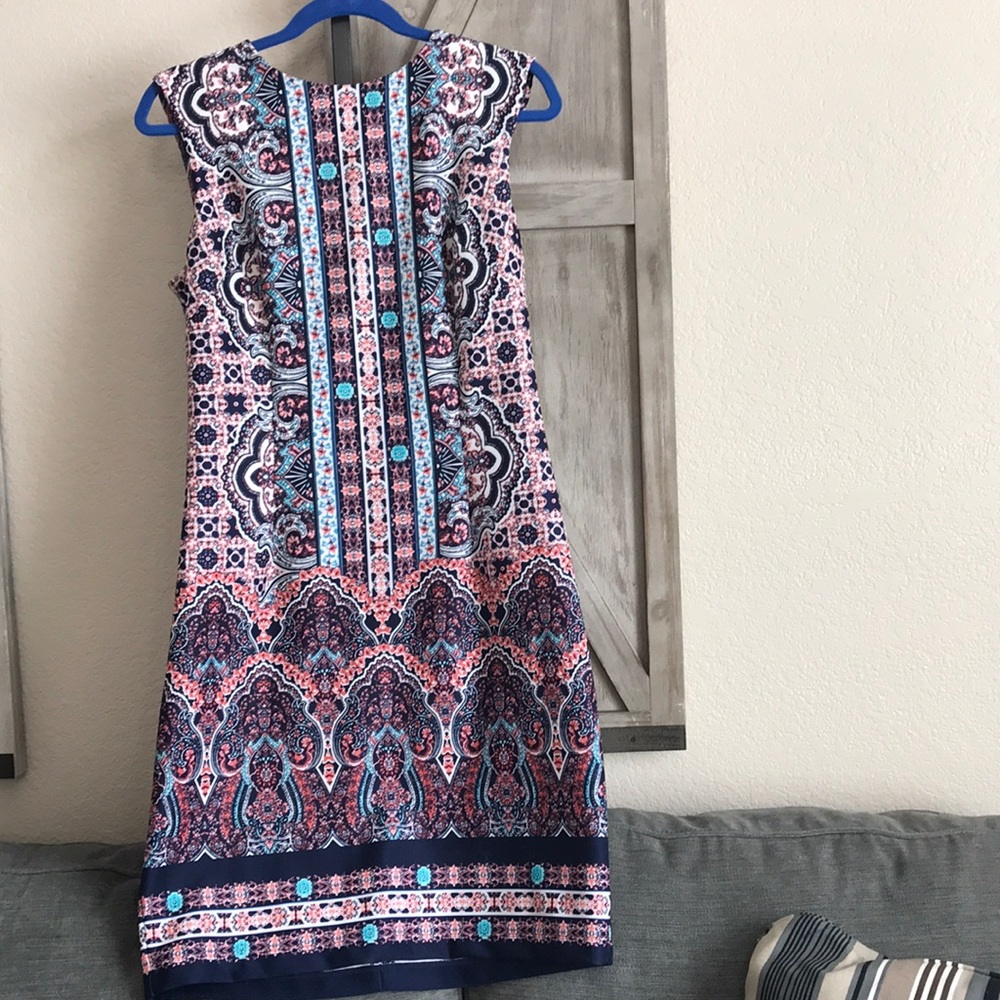 Women’s dress. Beautiful Spring colors